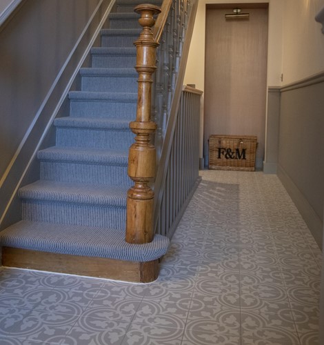 La Madeleine Flavie Gris 20x20-3