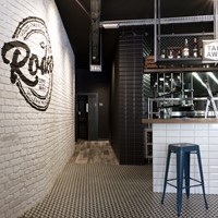 Rivoli Negro 10x20-2