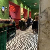 VD2070 restaurant