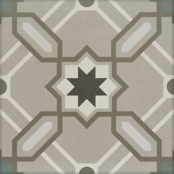 La Madeleine Odie 20x20