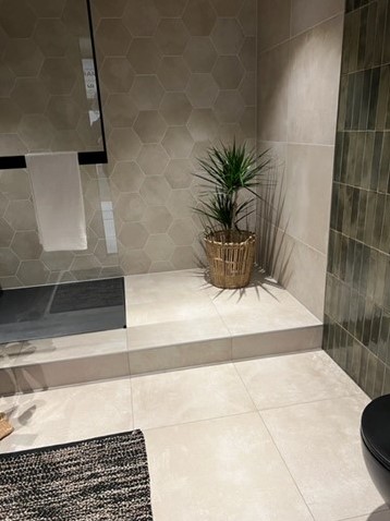 Rift Hexagon Crema 23,3x26,8-2
